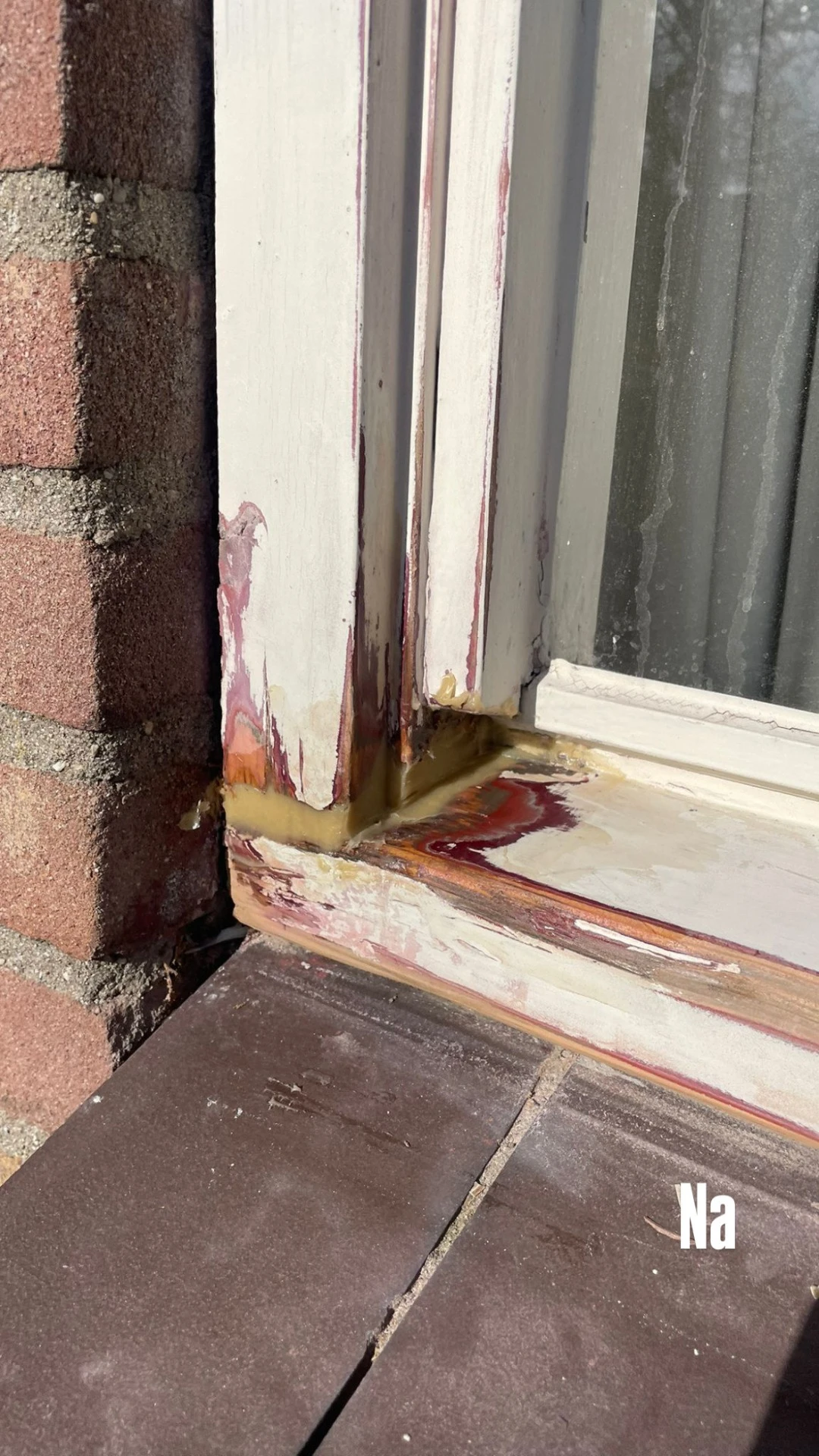 Herstelde kozijnhoek na reparatie